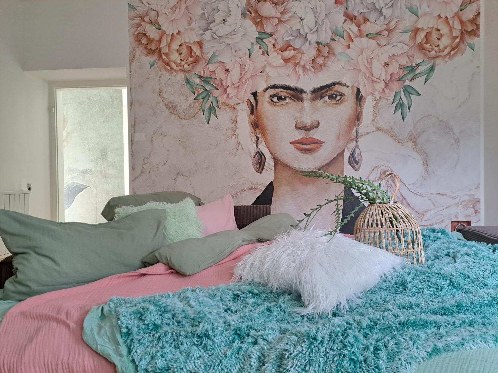 Apartment Wildflower In Privatvilla Im Herzen Merans Eksteriør bilde