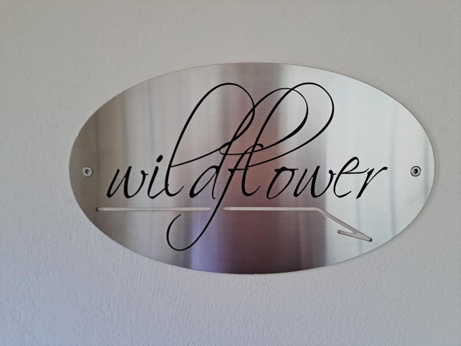 Apartment Wildflower In Privatvilla Im Herzen Merans Eksteriør bilde