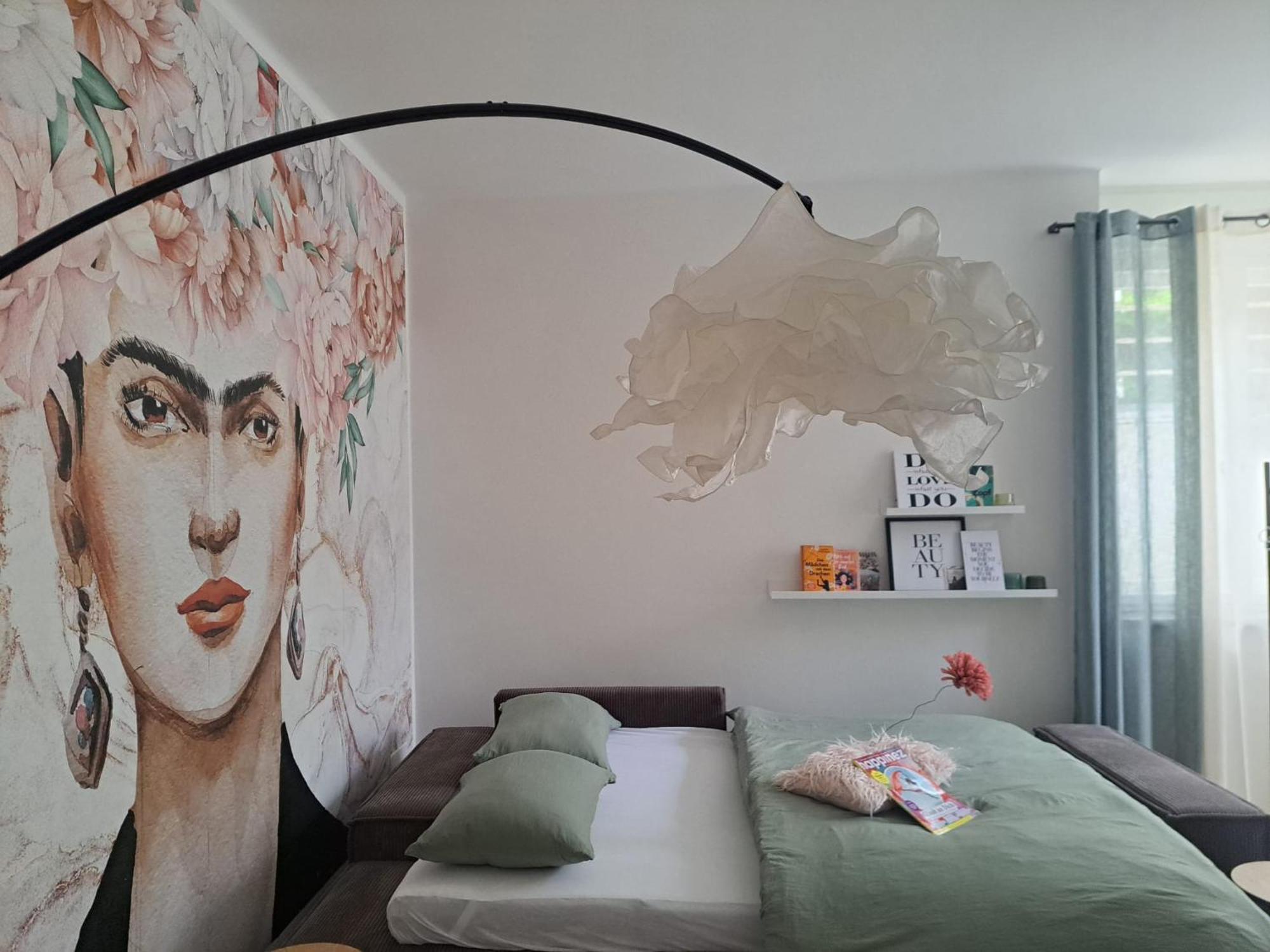 Apartment Wildflower In Privatvilla Im Herzen Merans Eksteriør bilde