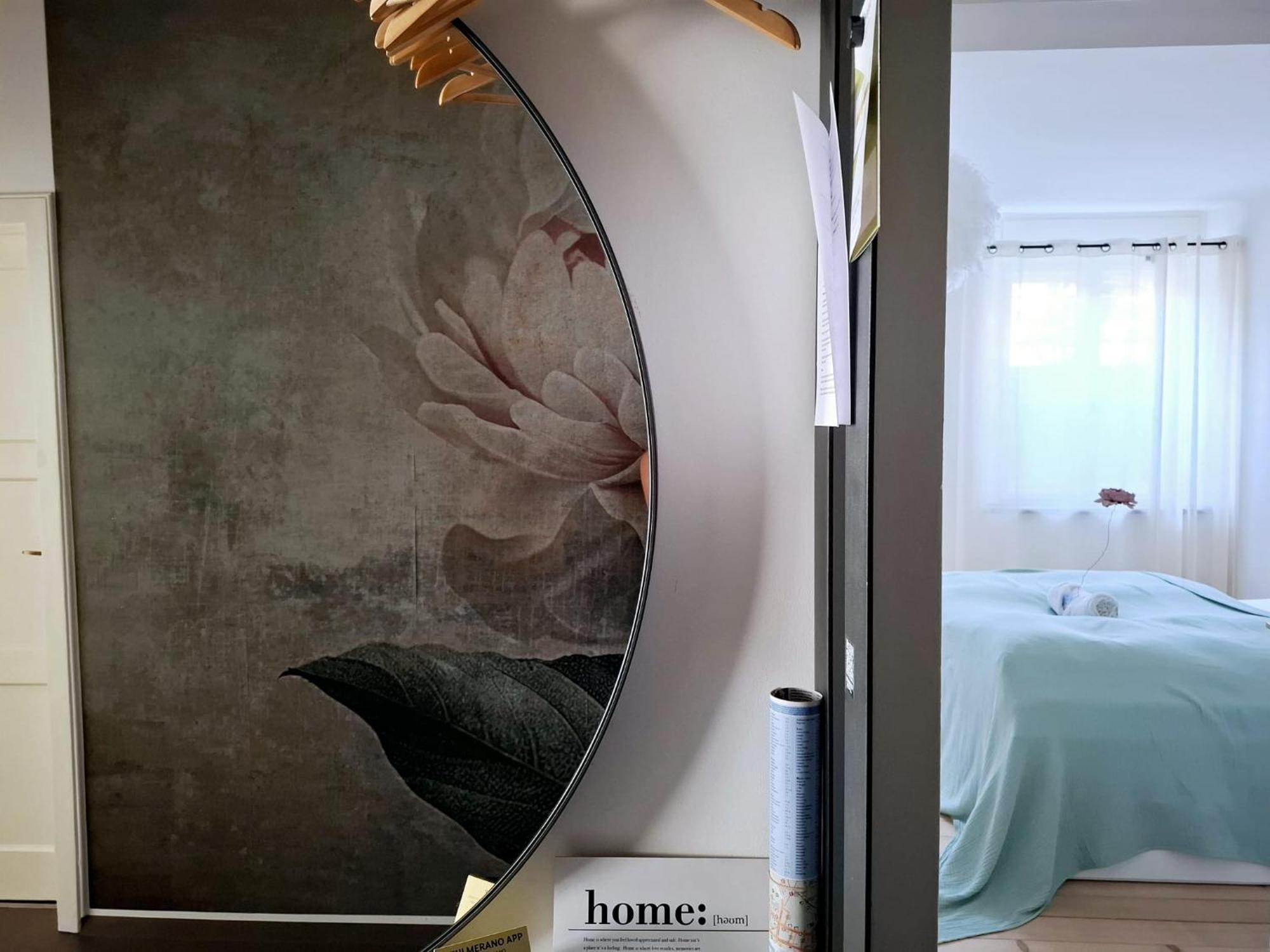 Apartment Wildflower In Privatvilla Im Herzen Merans Eksteriør bilde